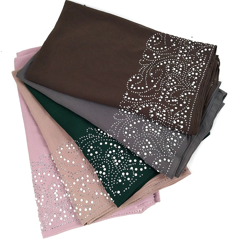 Factory direct sales flower pattern hot drilling pearl wholesale soft muslim cotton hijab scarf