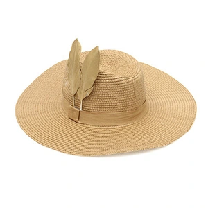 Mauncaturer Customized Made Wide Brim Straw Sun Hats Promotional Summer Beach Woven Paper Straw Hats With Feather