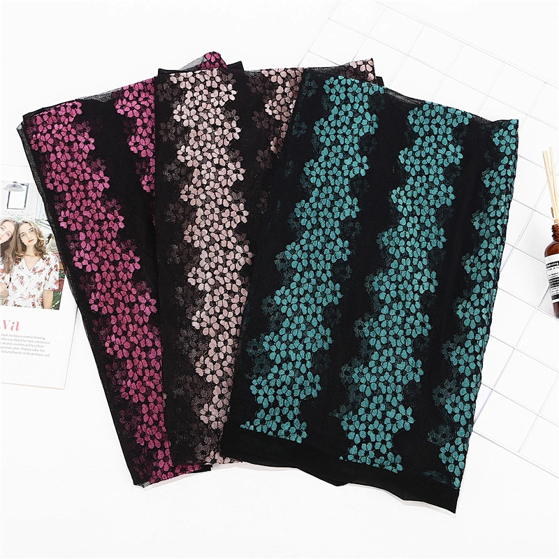 Muslim headscarf travel beach towel floral jacquard stitching lace hijab scarf for women