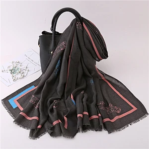 Factory direct sales long sunscreenscarf warm abstract print women polyester scarf