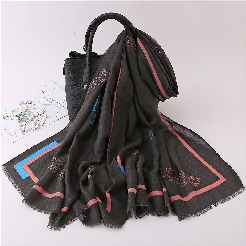 Factory direct sales long sunscreenscarf warm abstract print women polyester scarf