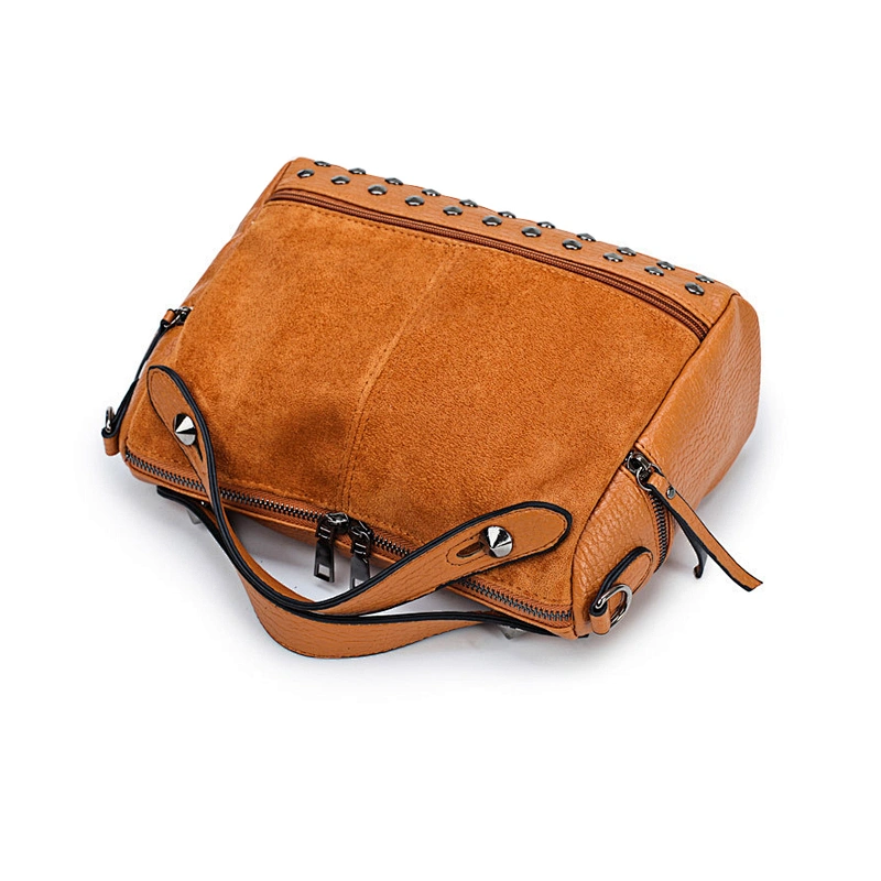 2019 Hot-selling pu leather zipper rivet motorcycle shoulder  rivet vintage leather pillow handbag