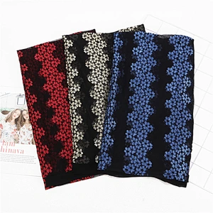 Muslim headscarf travel beach towel floral jacquard stitching lace hijab scarf for women