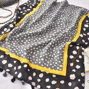 Korean Version Scarf Ladies New Wild Border Color Matching Shawl Fashion Student Small Clouds Tassel Dual-Use Scarves