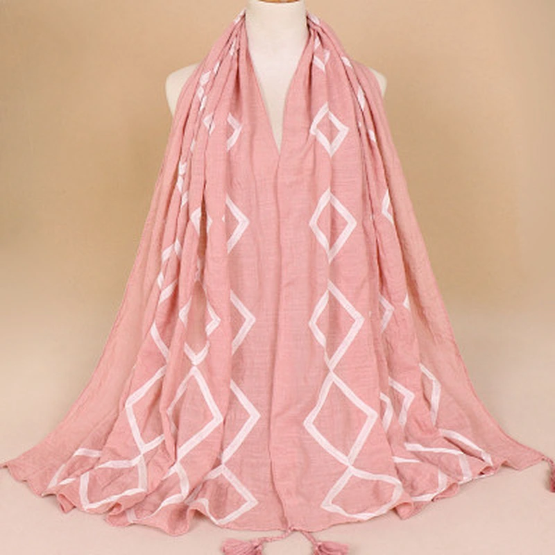 New spring and autumn fringed ethnic sunscreenscarf geometric cotton scarf shawl hijab