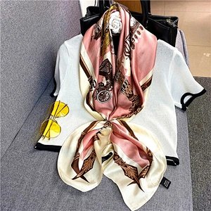 2020 New Sunscreen Silk Scarf Women Winter Silk Cashew Flower Square Scarf Turban Silk Scarf Wholesale