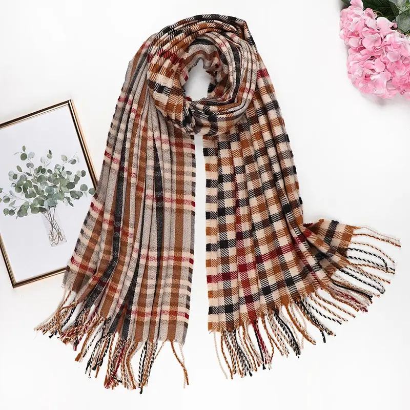 2020 Amazon Hot Sale Shawl Retro Plaid 3 Color Tassel women's cashmere plaid scarf