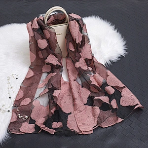 Wholesale wild female jacquard yarn scarf cut flower scarf shawl dual-use sunscreen beach towel