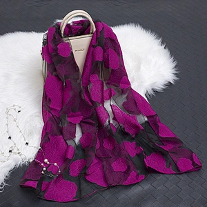 Wholesale wild female jacquard yarn scarf cut flower scarf shawl dual-use sunscreen beach towel