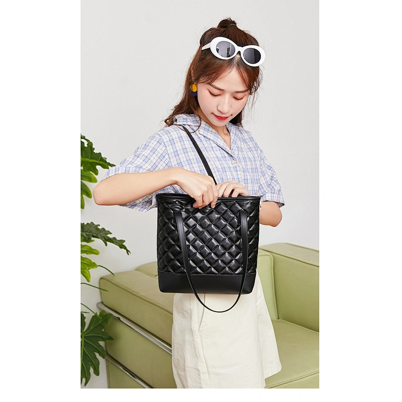 New Style Black Tote Bags Textured Handbag Ladies Wild Single-Shoulder  Bag Foreign Style Bag