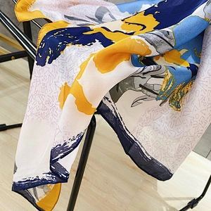 2020 Autumn Winter New Brand Silk Scarf Women Beautiful Printing Luxury Silk Shawl Gift Scarf Wholesale