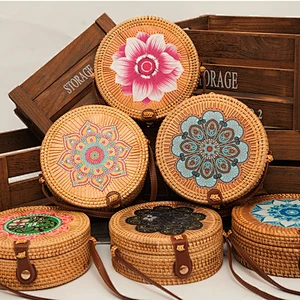 Handmade Women Rattan Bags Bohemian Straw Shoulder Crossbody Bags