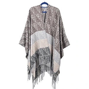 Factory Direct 2020 New Geometric Cloak Shawl European American Fringed Dual-Use Shawl Blanket
