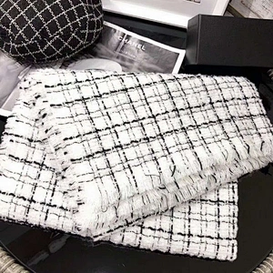 Black And White Striped Roving Lattice Small Cashmere Shawl Autumn Winter Lovers Thick Warmth Scarf Women