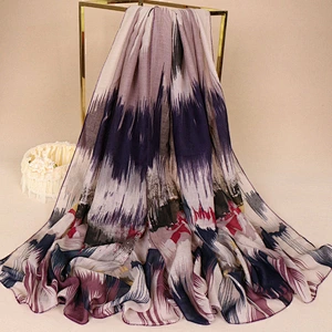 Encrypted Bali Yarn Graffiti Printed Sunscreen Shawl Scarf Women Voile Fabric Scarf Muslim Hijab