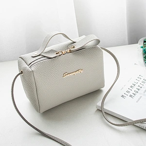 2020 Wholesale Multicoloured Faux Leather Fashion Messenger Luxury Vintage Handbag For Women Logo