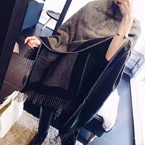 Western Hot Style Shawl Retro Black And Gray Color Matching Cashmere Thickened Double-Sided Split Scarf Cloak