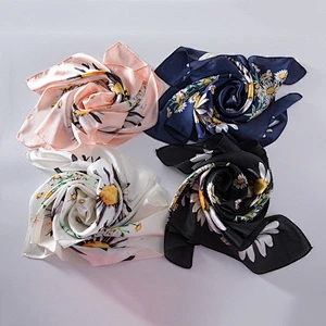 Small chrysanthemum scarf literary style square scarf pure silk edge scarf women printed