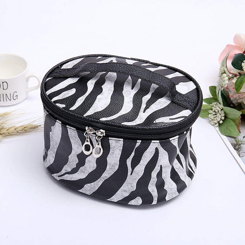 Fashion Wild Girl Storage Bag Travel Bag Leopard Pattern Print Portable Cosmetic Bag
