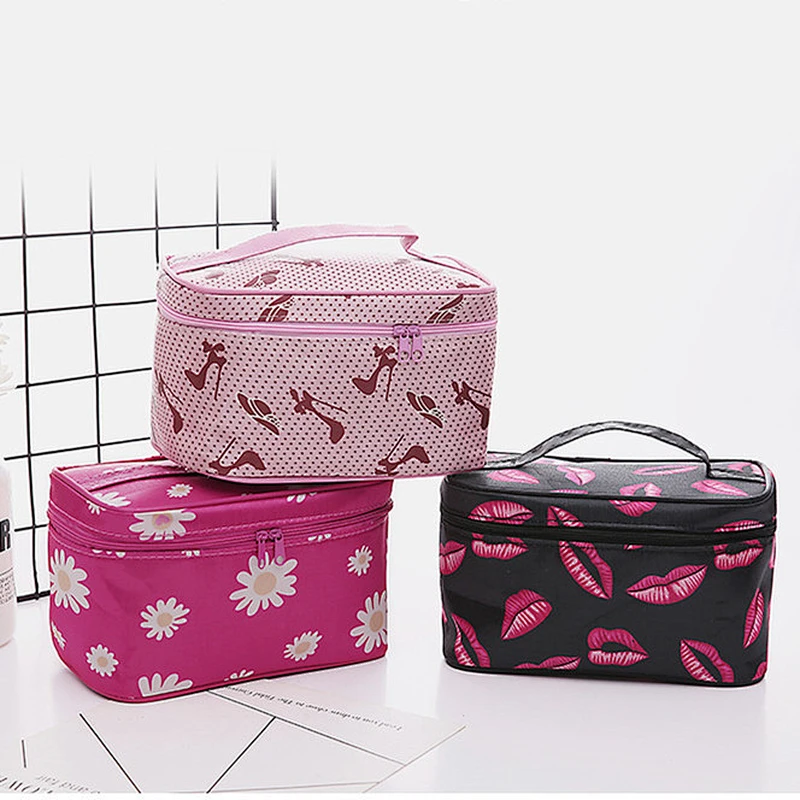 OEM Fashion Lady Bag Luxury Cartoon Zipper Closure Makeup Bag Eco Large Travel Beauty Cosmetic Case
