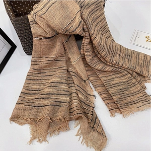 2020 Factory Wholesale Women Wool Blended Spring Autumn Simple Fashion Wild Feather Yarn Classic Scarf