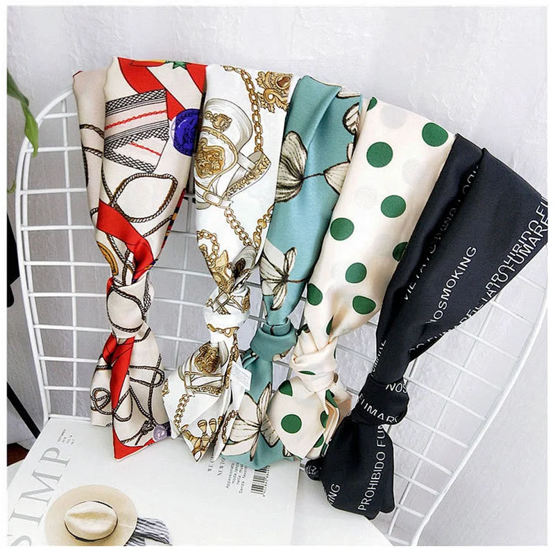 Custom Printed Spring Autumn Versatile Double-Sided Decorative Fashion Small Silk Scarves
