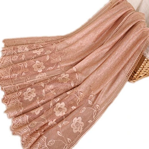 Solid color fashion ladies Islam Headscarf wholesale long lace stylish hijab scarf