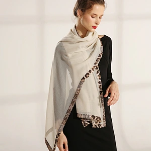 2020 summer and autumn fashion wild monochrome chiffon beach scarves wholesale wild simple sunshade dust scarf