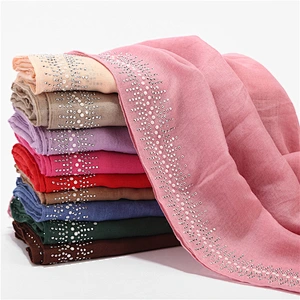 2020 Autumn And Winter Solid Color Malaysian Hot Selling cotton scarf women hijab