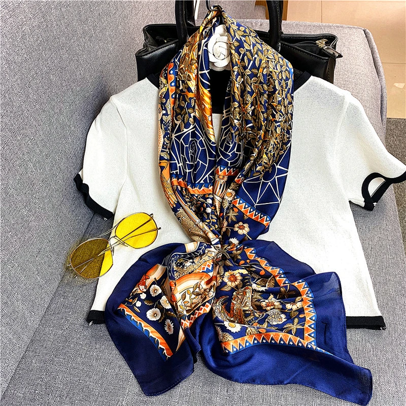 2020 New Sunscreen Silk Scarf Women Winter Silk Cashew Flower Square Scarf Turban Silk Scarf Wholesale