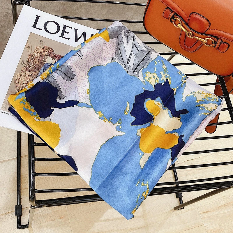 2020 Wholesale Autumn New Big Brand Silk Scarf Women Beautiful Printing Silk Shawl Gift Scarf