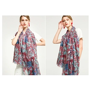 2021 Style Satin Printed Fallen Leaves Bronzing Cotton Scarf Spring Autumn All-Match Pattern Scarf