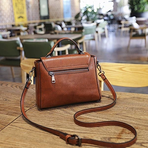 2020 Small Wholesale Fashion Women Shoulder Bags Elegant Pu Leather Lady Vintage Leather Retro Handbag