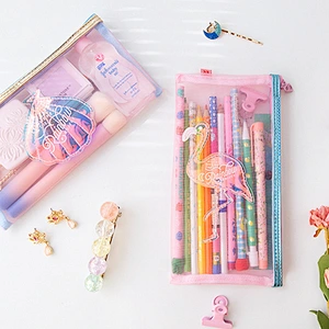 2020 New Creative Flamingo Pencil Case Harajuku Laser Shell Student Pencil Case