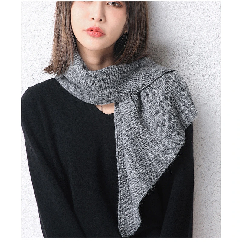 2021 Autumn Winter Plain Color New Ladies Triangle Small Scarf Perforated Hollow Shawl Scarf