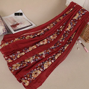 The new dual-use cotton female shawl promotional muslim embroidered flower long scarf