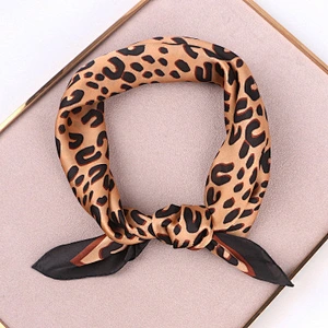Spring and autumn wild new decorative ladies small square scarf custom print satin silk square scarf
