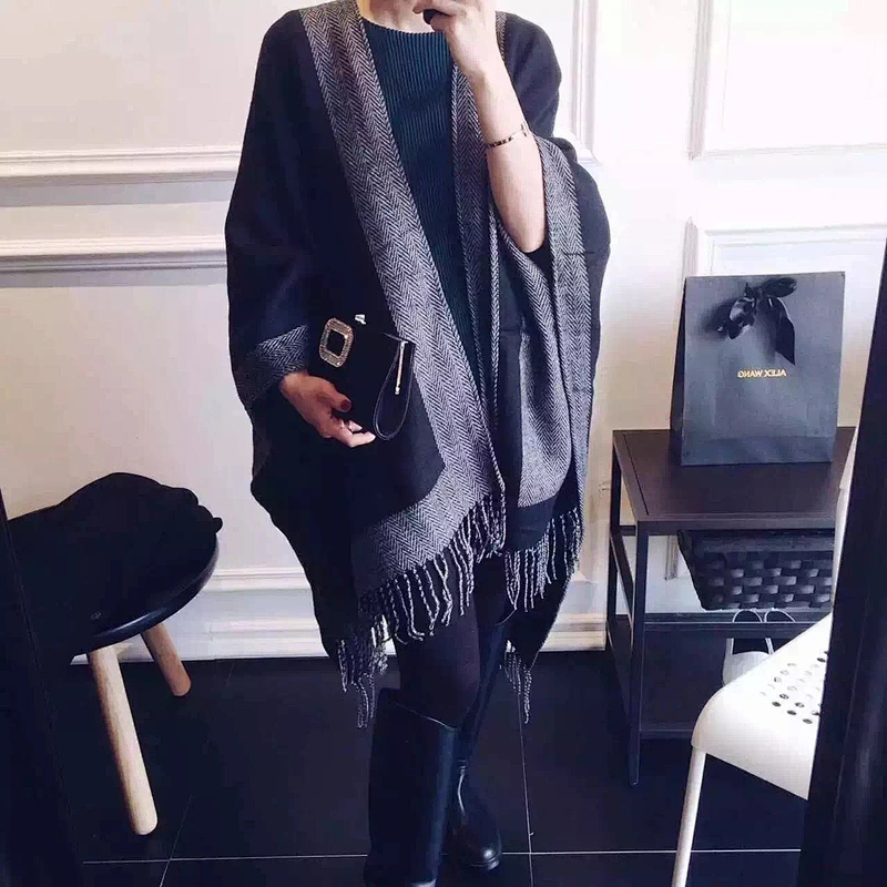 Western Hot Style Shawl Retro Black And Gray Color Matching Cashmere Thickened Double-Sided Split Scarf Cloak