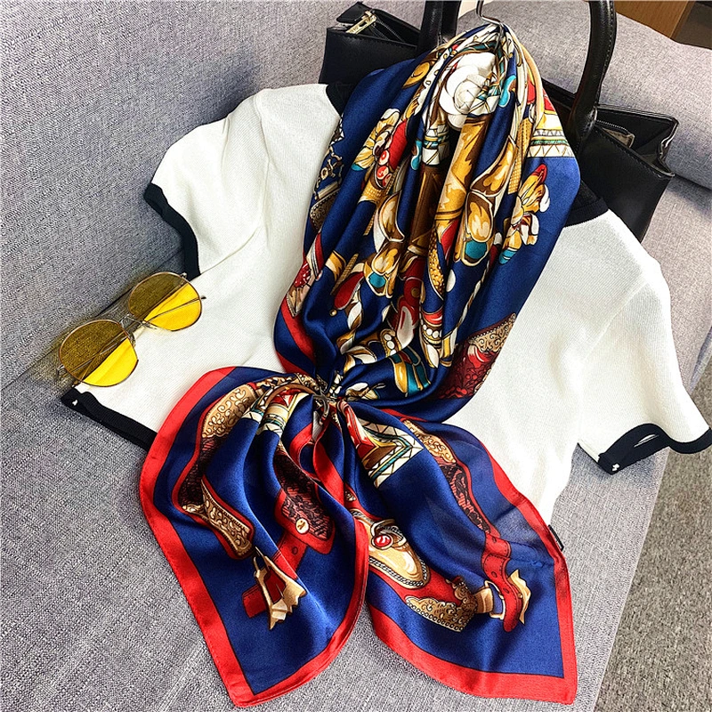 2020 New Sunscreen Silk Scarf Women Winter Silk Cashew Flower Square Scarf Turban Silk Scarf Wholesale