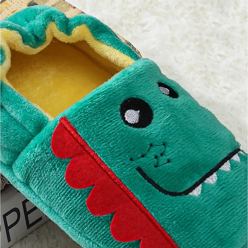 OEM Winter Super Soft Green Dinosaur Slippers Plush Indoor Bedroom Modern Girls Novelty Wholesale Indoor Plush Slippers