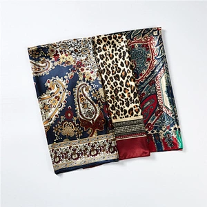 Factory direct silk scarves 90x90 female shawl retro wild scarf square small scarf wholesale