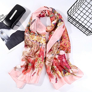 Spring and summer new ladies color contrast camel retro design printed silk sunscreen shawl scarf