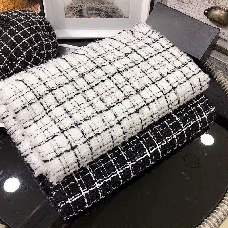 Black And White Striped Roving Lattice Small Cashmere Shawl Autumn Winter Lovers Thick Warmth Scarf Women