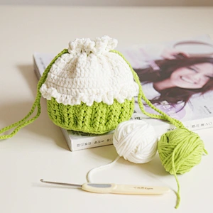Crochet Braid Cotton Rope Drawstring Shoulder Bag Handmade Cake Shape Beach Straw Crossbody Bag