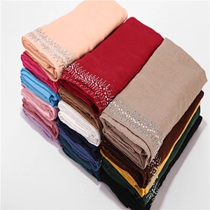 2020 Autumn And Winter Solid Color Malaysian Hot Selling cotton scarf women hijab