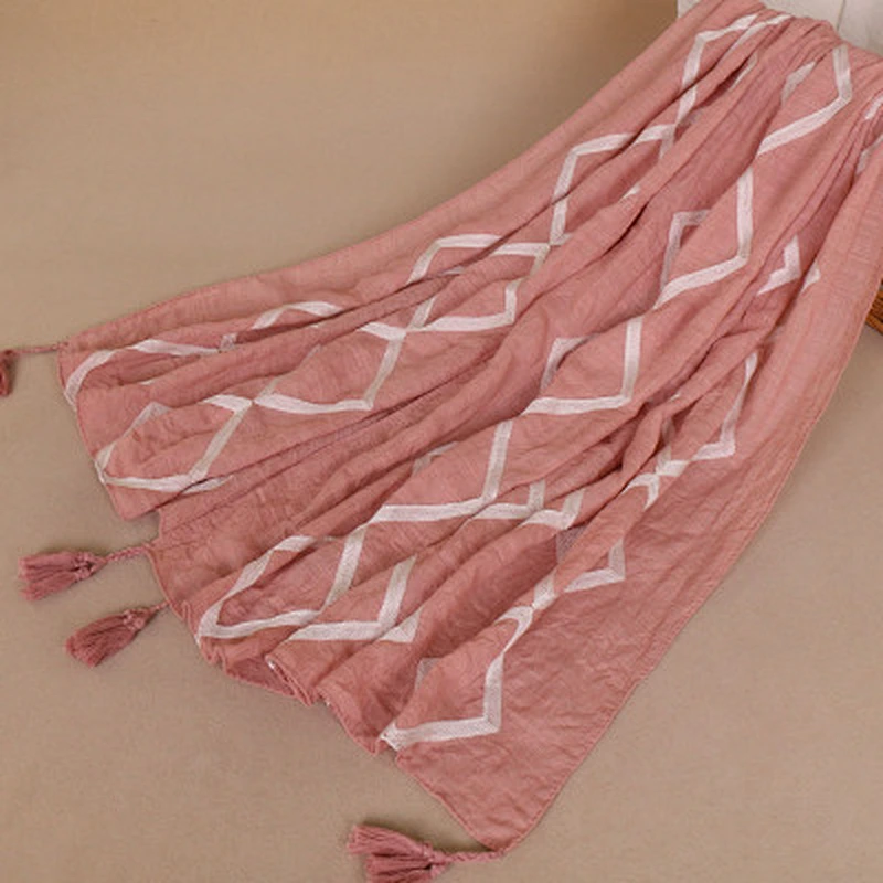 New spring and autumn fringed ethnic sunscreenscarf geometric cotton scarf shawl hijab