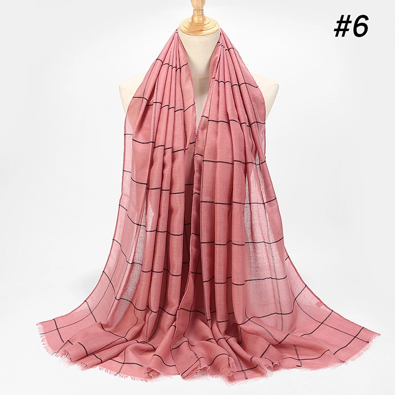 20 Colors Wholesale Ladies Simple Design Plaid Striped Cotton And Linen Scarf