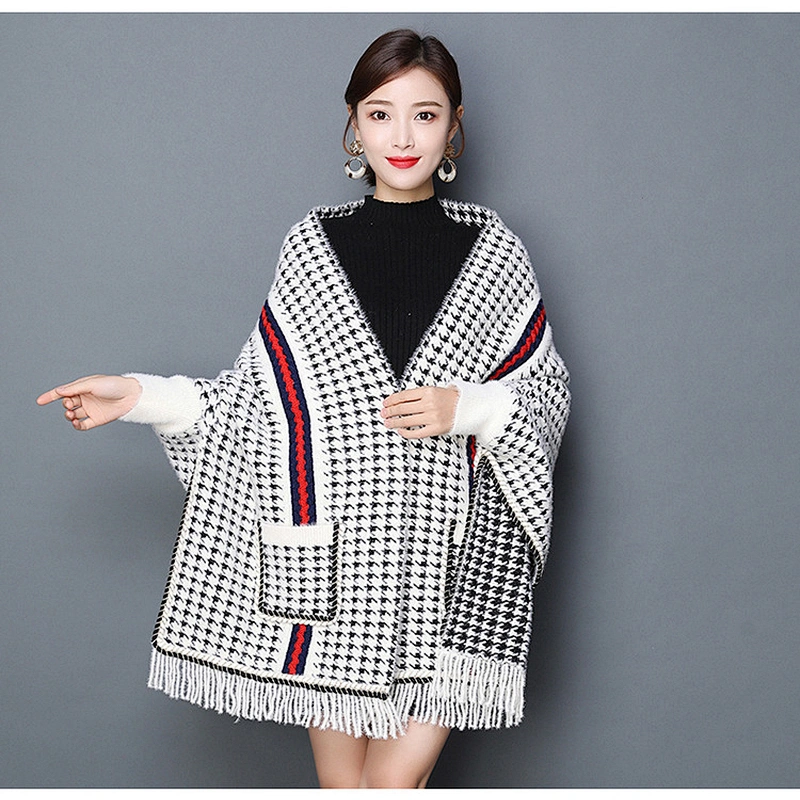 Autumn Winter New Style Shawl Scarf Embroidered Female Thick Mink Fleece With Sleeves Tassel Cheongsam Jacket Cloak