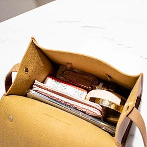 Wholesale Women 2020 New Style Mini Pure Colour Student Shoulder Bag PU Leather Girls Simple Retro Package Messenger Bags