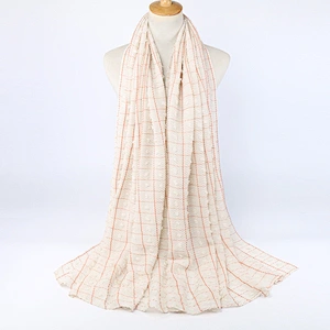 Hot-Selling Cotton Pure Color Plaid Wool Ball Scarf, Urban Style Shawl Women'S Casual Wrinkled Headscarf